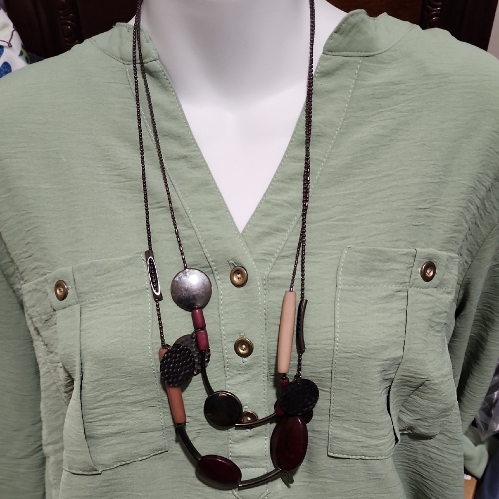 Caracol Elegant Multi-Color Necklace